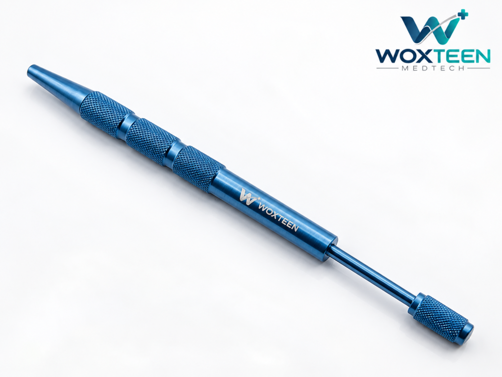 Sapphire Blade Handle in blue metallic finish, designed for precise blade handling and recipient-site creation during FUE hair transplant surgery