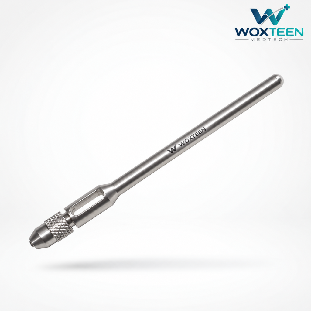 Woxteen Versi Handle surgical blade holder for FUE hair transplant slitting and recipient-site preparation.